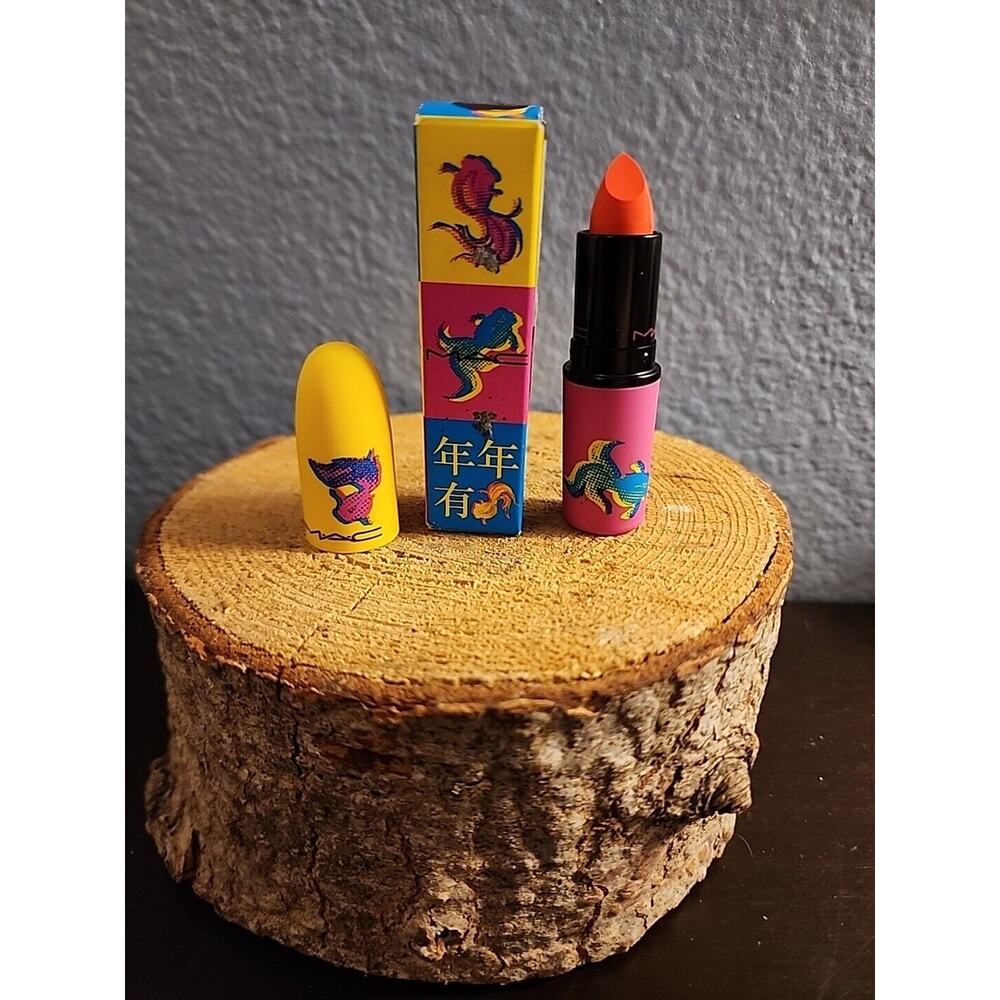 NIB M.A.C Satin Red Lipstick PLAYING KOI Full‎ Size Discontinued